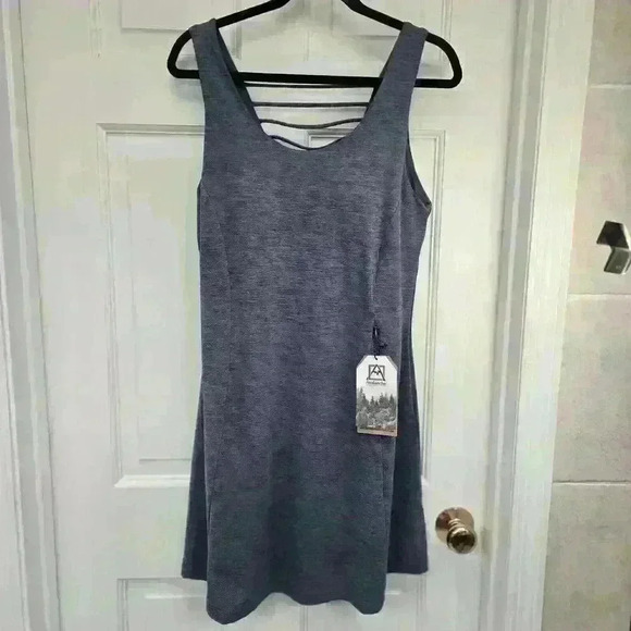 Avalanche Women's Gray Sleeveless Moisture Athletic Tank Dress,Size L NWT - Picture 4 of 7